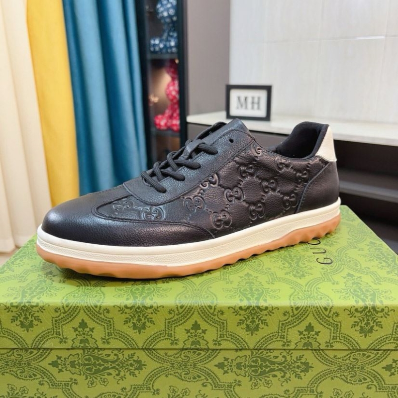 G*u*i casual shoes